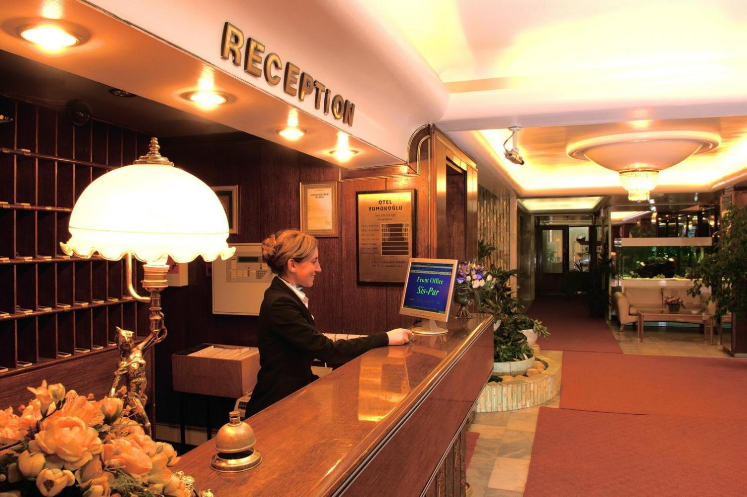 Yumukoglu Hotel İzmir Beltér fotó